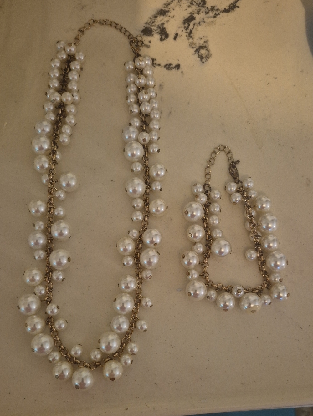 Elegant Pearl Layered Necklace and Bracelet Set - White Pearls